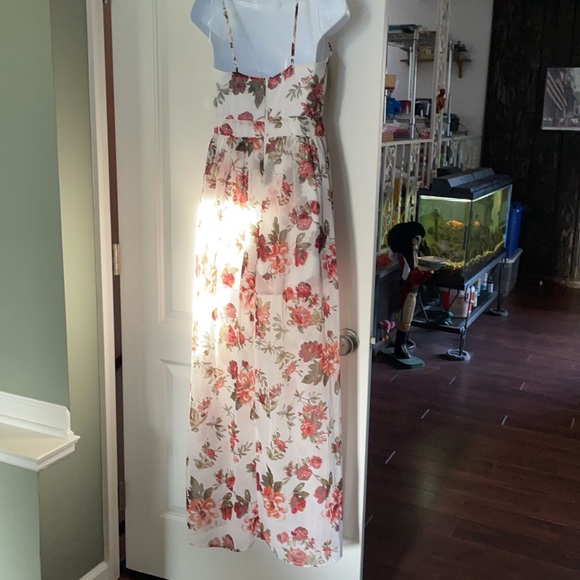 NWOT AMBIANCE MAXI W/SHORTS - Picture 4 of 5